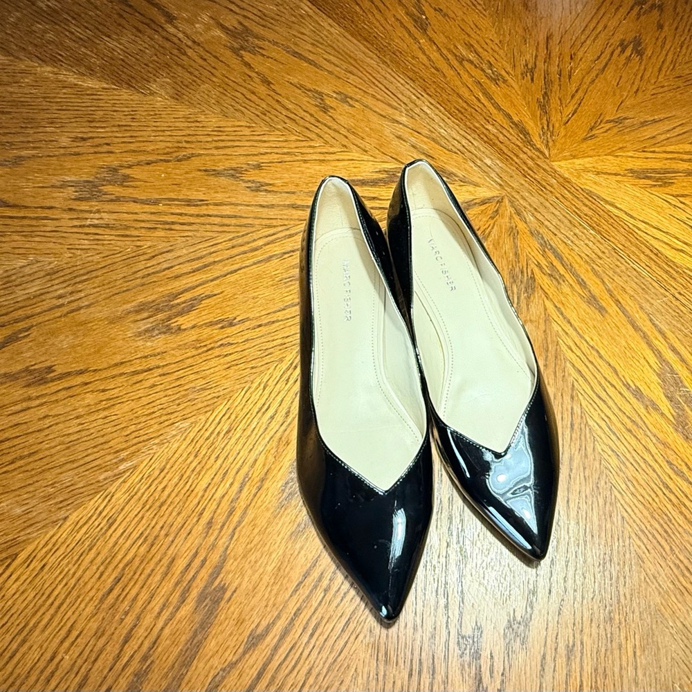 Marc Fisher Black Faux Patent Leather Shoes, 9.5 - Picture 2 of 10